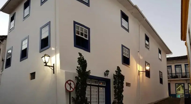 Casa dos Meninos B&B, Забронировать Отель Ору-Прету Минас-Жерайс, рядом с Padre Faria Fountain