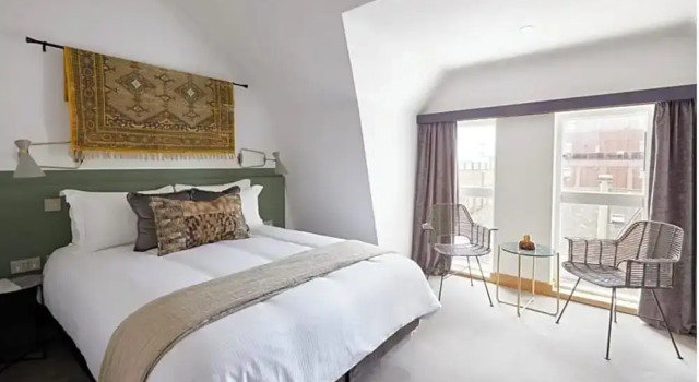 Номер Superior Central Stays by REMOTLYS.com