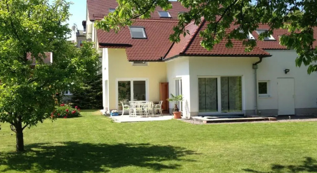 Коттедж Ferienhaus Am Park Leipzig