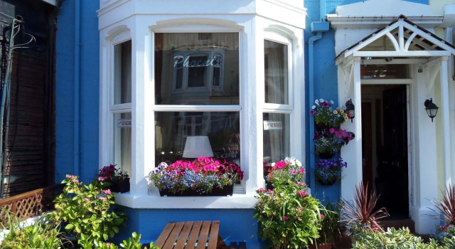 Phoenix Guest House, Забронировать Гостевой дом Гостевые дома Блэкпул, рядом с Конференц-центр Winter Gardens, недорого, Гостевой дом