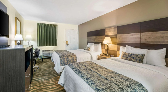Standard Vierer Zimmer Rodeway Inn