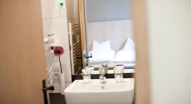 Двухместный номер Standard с балконом NEUWIRT – Hotel & Wirtshaus