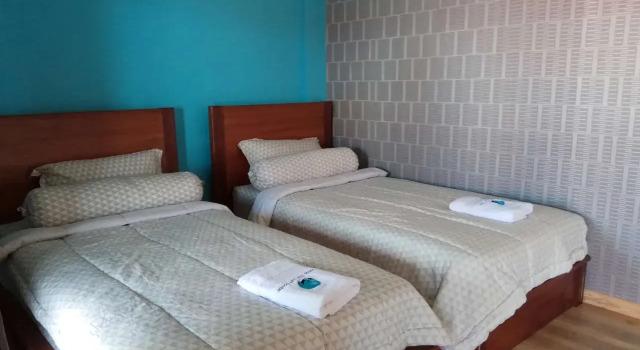 Oseda Nias Surf House