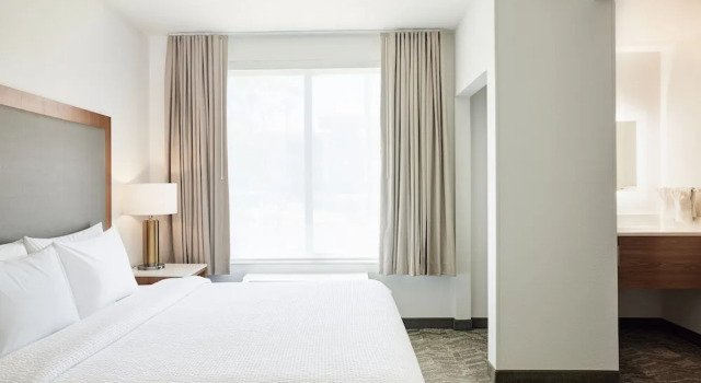 Люкс SpringHill Suites Phoenix Downtown