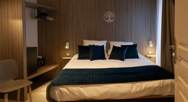 Номер Comfort HNG Hotel Nancy Gare