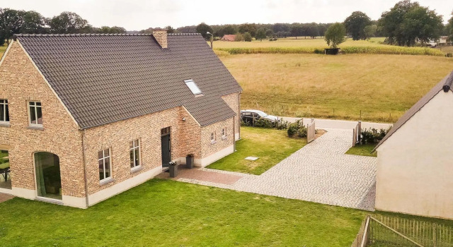 Peaceful Peer Holiday Home, Забронировать Отель Пэры Limburgse Kempen