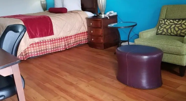 Двухместный номер Standard Royal Inn