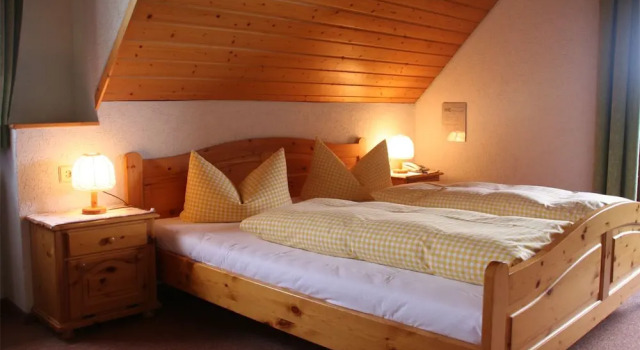 Gasthaus Schweizerhof, Rezervați Hotel Titisee-Neustadt Feldberg