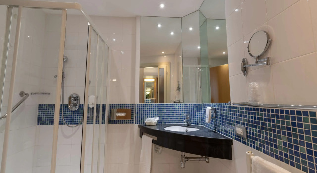 Трёхместный номер Classic Best Western Palace Inn Hotel