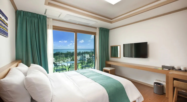 Двухместный номер Standard с балконом и с видом на океан Familia Hotel