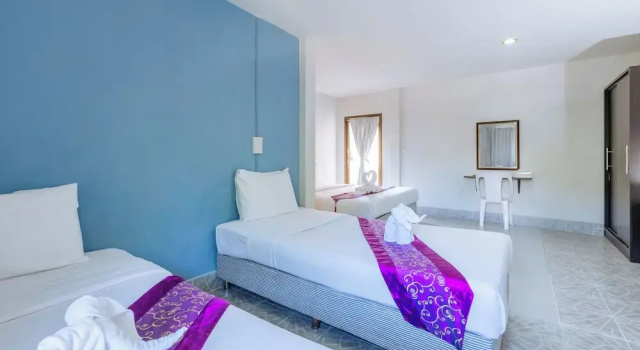 Четырёхместный семейный номер Standard с видом на город Hua Hin Star Hotel