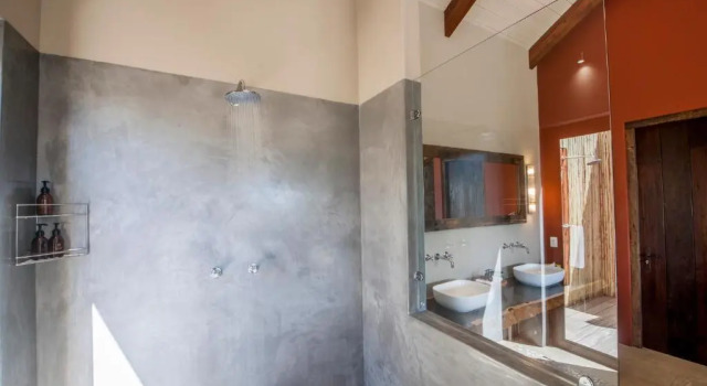 Люкс с видом на бассейн Tamodi Estate