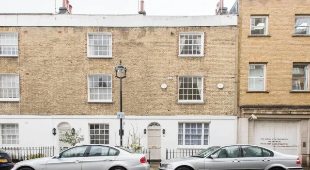 JOIVY Stylish 3 BR House with Patio, Short Walk to Regents Park & Harley Street