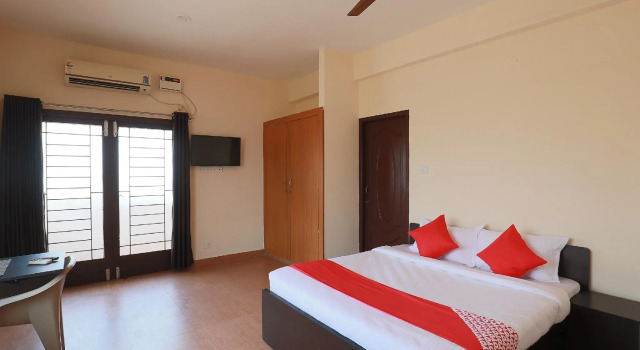 OYO 39342 Beehive Inn, Забронировать Отель Отели штата Тамилнада 3 звезды, 3*