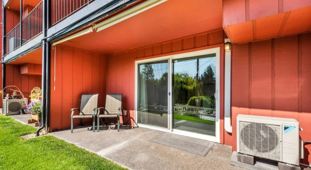Студия Deluxe Bend Riverside Rentals