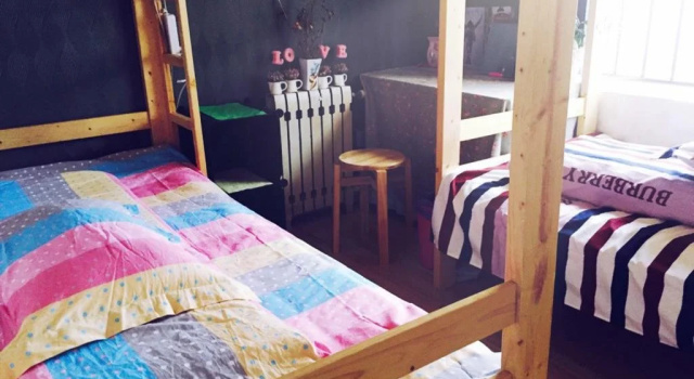 Oak Tree Youth Hostel