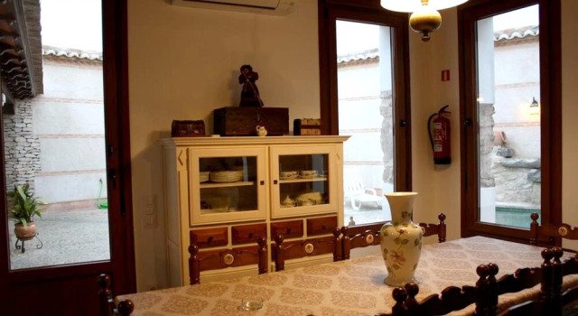 House With 5 Bedrooms in Almagro, With Shared Pool, Balcony and Wifi, Забронировать Отель Отели Альмагро с бассейном, рядом с Городской музей кружева, Бассейн