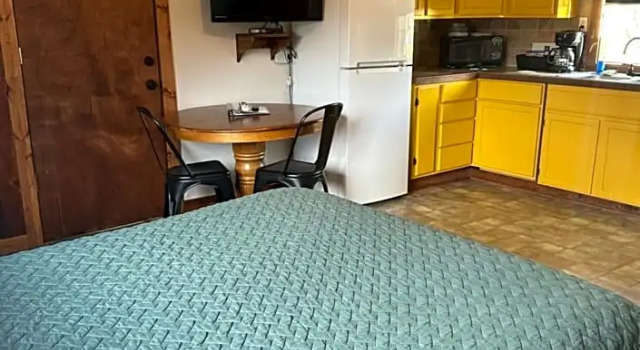 Студия Deer Lodge