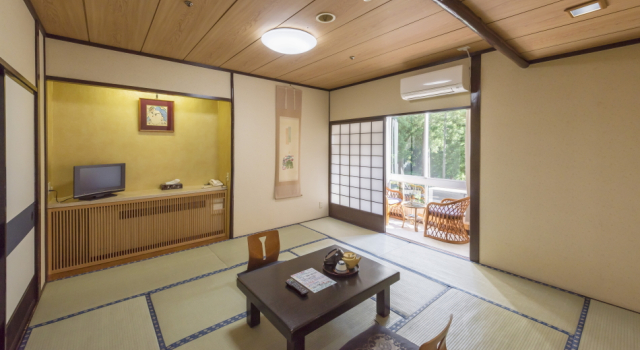 Yamanaka Onsen Oiwai no Yado