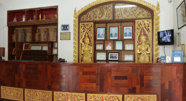Champasak Palace Hotel, Reservar Hotel Hotéis em Pakse com piscina, perto de Wat Phabat, Piscina