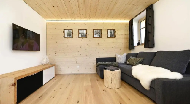 Chalet 14, Book Chalet Hotels in Vorarlberg with Parking, Parking