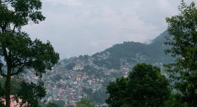 Cloud 9 - B&B, Prenota Bed & breakfast Kalimpong West Bengal