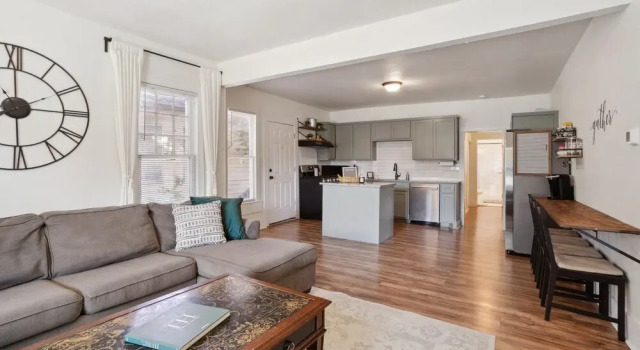 A Modern Fort Worth, Texas Retreat - Jennings Ave - 3 Bedroom Home by Redawning, Buchen Sie Ferienhaus Fort Worth Dallas - Fort Worth und Umgebung