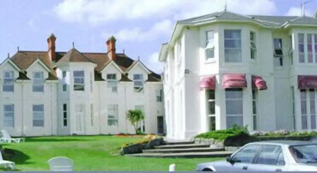 Sunningdale Apartments