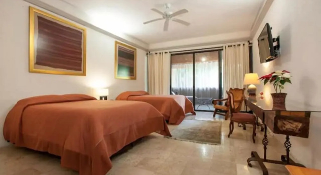 Люкс с балконом Orchidelirium Casa Hotel & Salud Estética