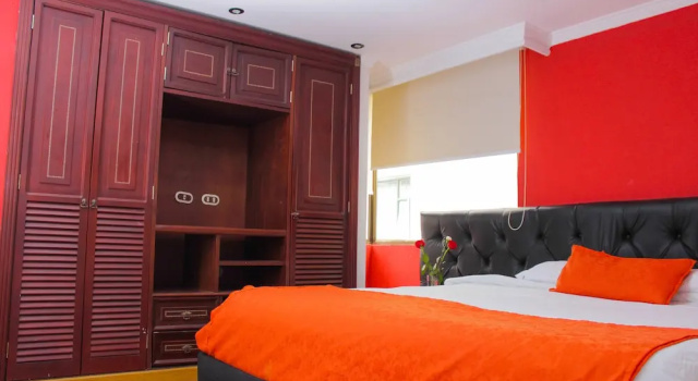 Четырёхместный номер Standard Hotel Chandelier Park