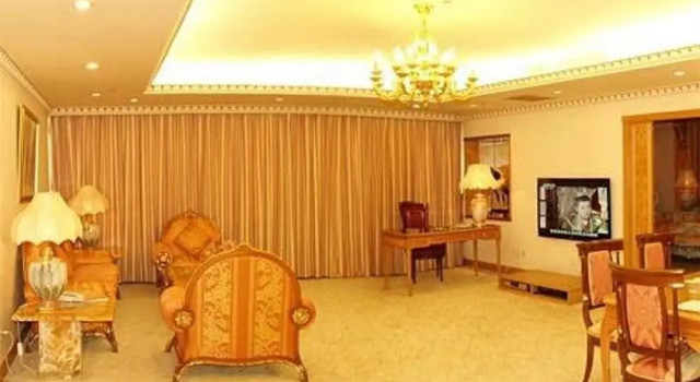 Bamboo Garden Hotel, Забронировать Отель Отели Шэньчжэнь с парковкой, Парковка