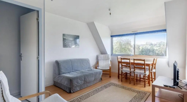 Апартаменты Charming 2br in a nice residence w view on Houlgate golf course - Welkeys