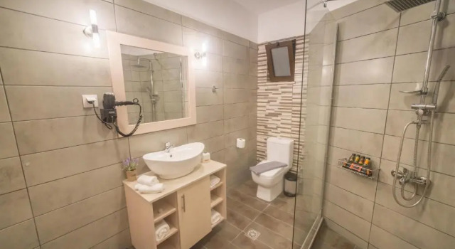Коттедж Amarantos House
