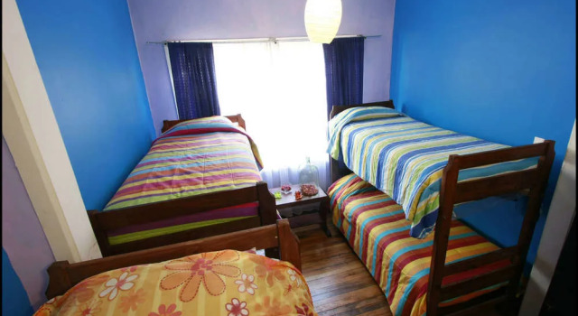Angel Hostal, Забронировать Отель Вальпараисо область Вальпараисо, рядом с Yuguslavo Walk
