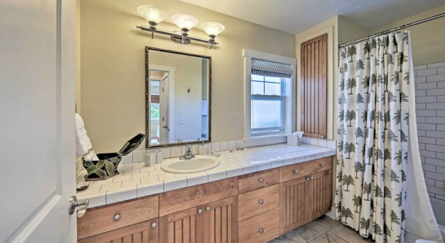 Апартаменты Princeville Condo w/ Mountain & Golf Course Views!