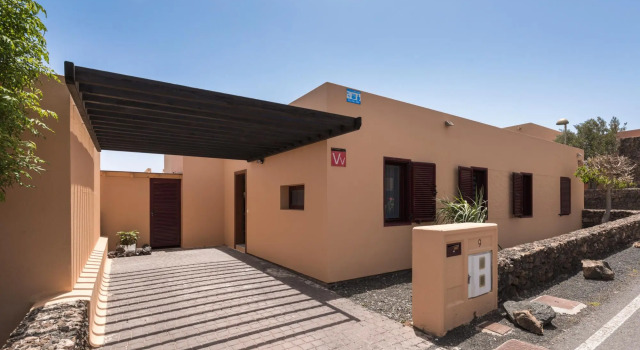 Home2Book Charming Private Pool Aloha Beach Villa, Prenota Villa La Oliva Fuerteventura