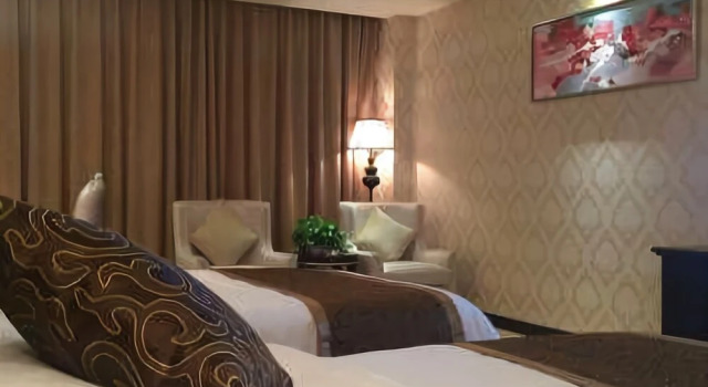 Liyuan Hainanese Hotel, Book Hotel Hotels in Leshan with a Pool, Swimming Pool