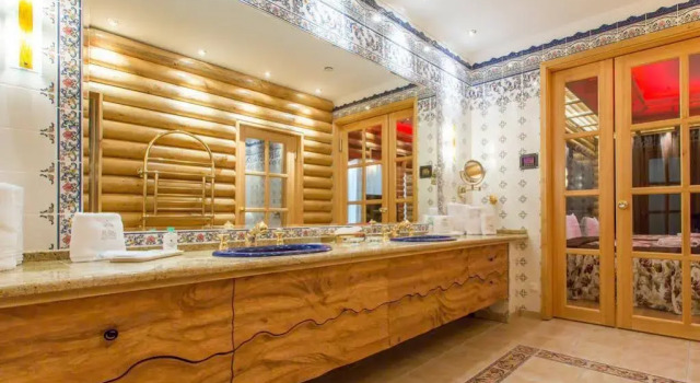 Royal Spa & Hotel Resort
