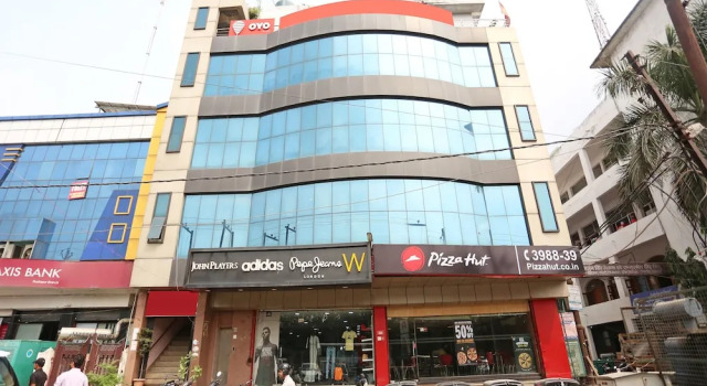 Hotel Rivieraa by OYO Rooms, Prenota Hotel Rudrapur West Bengal