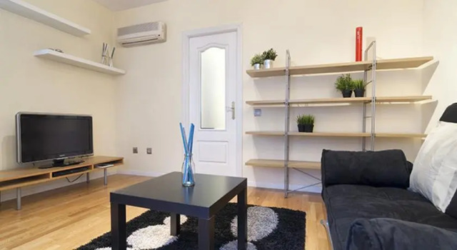 Apartamento Gran Via V Friendly Rentals, Boek Appartement Madrid Community of Madrid, in de buurt van Edificio Grassy
