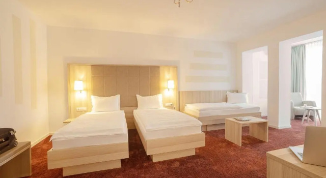 Трёхместный номер Standard Hotel Brenner