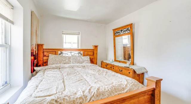 Dog-friendly Michigan City Home - 3 Mi to Beach!