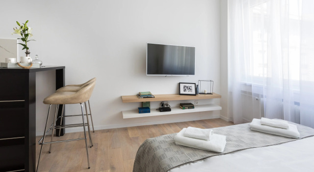 Flower Square Studio - Heart of the City Center
