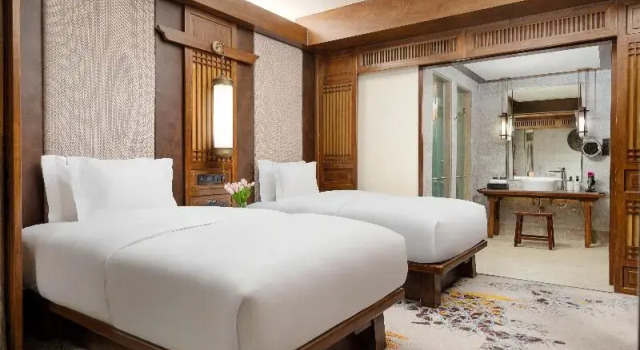 Клубный полулюкс InterContinental Lijiang Ancient Town Resort by IHG