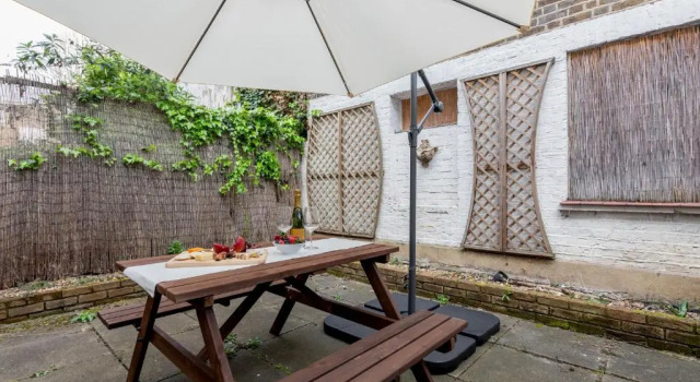 Elegant 3Bed Apartment in Kensington Olympia