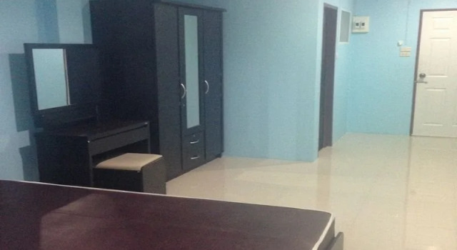 KateKaew Apartment, Забронировать Апартаменты/квартира Банбынг провинция Чонбури