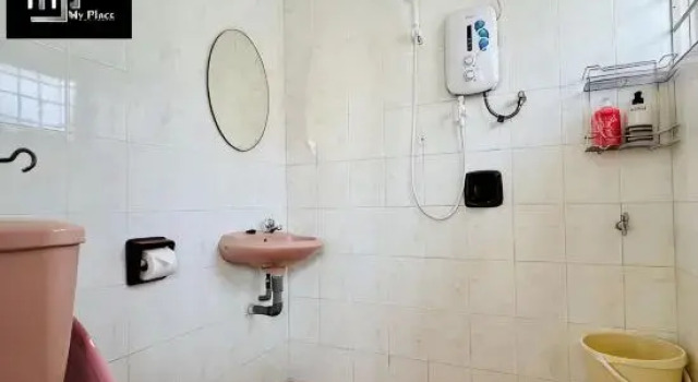 2-Stry 4BR Beside Jonker Street Taman Kota Laksamana 11 by Myplace