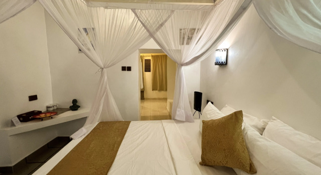 Emerald Palm Courtyard Hotel