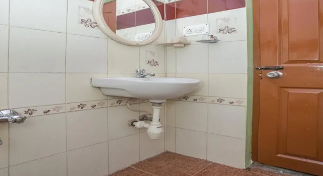 Via Sree Nandanam Residency, Book Hotel Yeshwantpur 