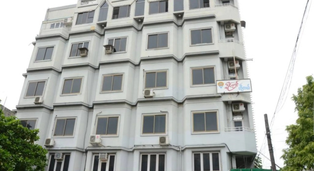 Nylon Hotel